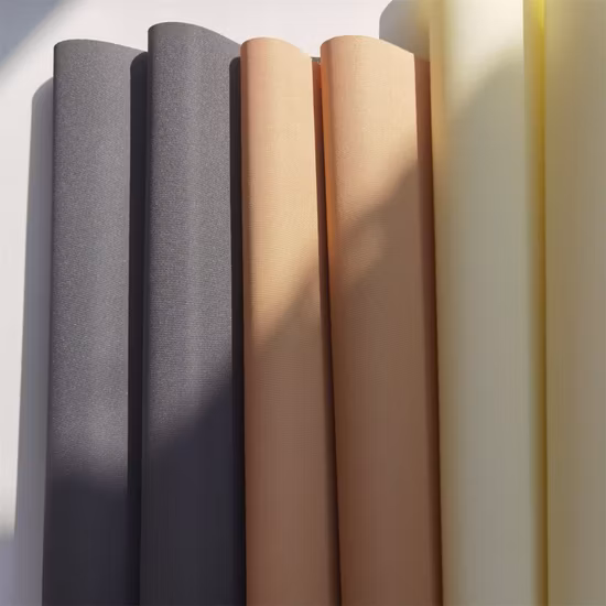 Alta solidez del color 100% poliéster resistente al agua resistente al desgarro teñido de hilo Oxford tejido de toldo a rayas para sombrilla al aire libre bolsas de tienda paraguas