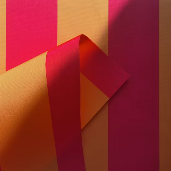 Solución 100% poliéster tejido acrílico teñido de hilo para toldo parasol para exteriores cubierta de tienda de campaña marina